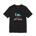 Uss.. ég er að lesa - stuttermabolur